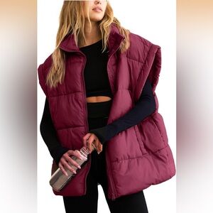 NWT Women’s Wine Red Quilted Oversized Puffer Vest with Pockets Size Small